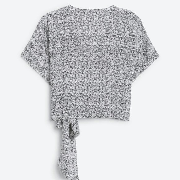 LUSH Ranya Wrap Cropped Blouse Women's Small - Picture 3 of 8